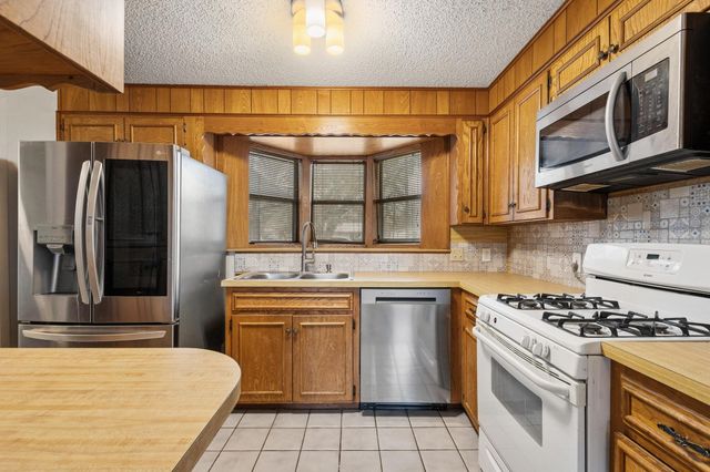 412 Main Street, Pottsboro, TX 75076