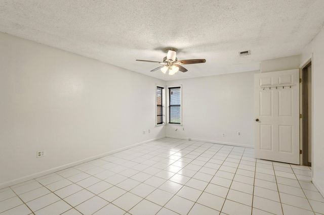 412 Main Street, Pottsboro, TX 75076