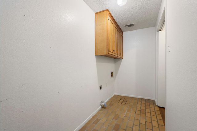 412 Main Street, Pottsboro, TX 75076