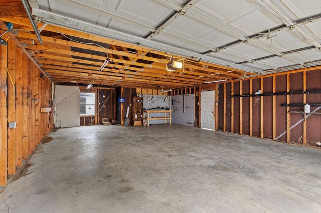 412 Main Street, Pottsboro, TX 75076