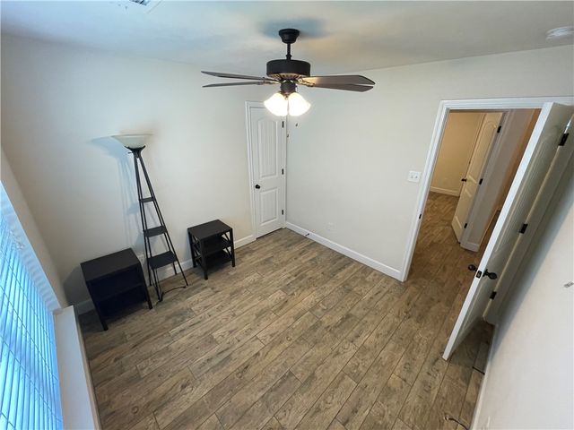 1015 Dove Run Trail, College Station, TX 77845