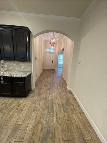 1015 Dove Run Trail, College Station, TX 77845