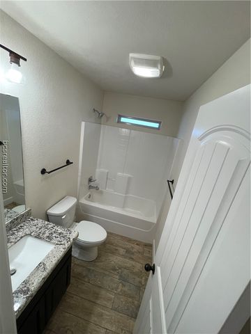 1015 Dove Run Trail, College Station, TX 77845