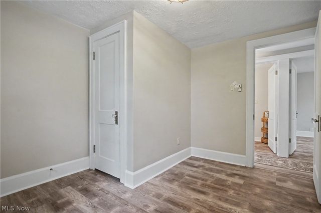 616 Tallmadge Road, Cuyahoga Falls, OH 44221