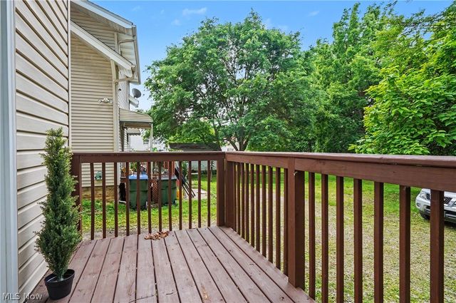 616 Tallmadge Road, Cuyahoga Falls, OH 44221
