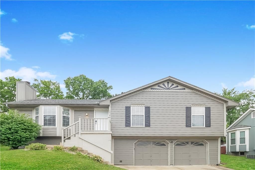 19305 E 31st Terrace, Independence, MO 64057