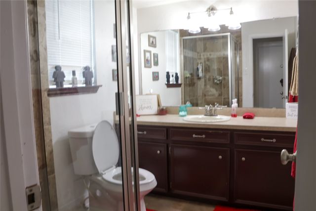 124 Circle Drive, Kaufman, TX 75142