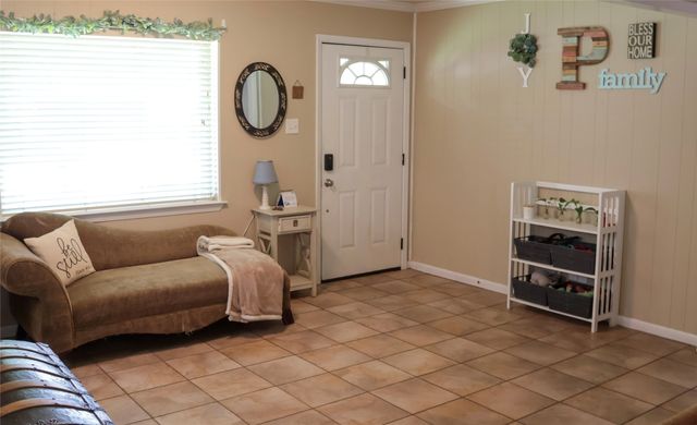 124 Circle Drive, Kaufman, TX 75142
