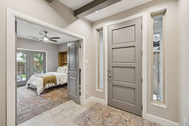 219 E Melrose Dr B, Olmos Park, TX 78212