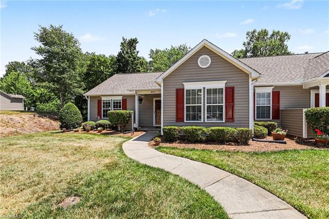 3876 Hanley Way, Walkertown, NC 27051