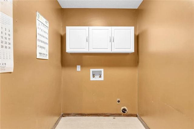 1616 Maple Ridge Drive, Suwanee, GA 30024