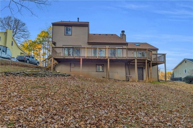 1616 Maple Ridge Drive, Suwanee, GA 30024