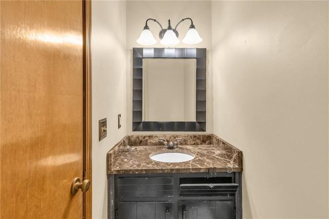 1616 Maple Ridge Drive, Suwanee, GA 30024