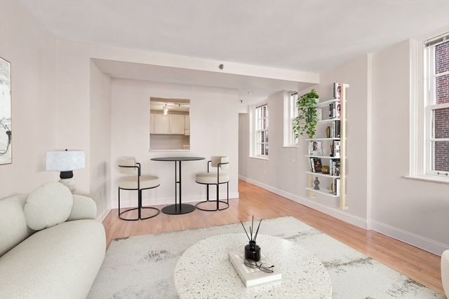 15 River Street 707, Boston, MA 02108