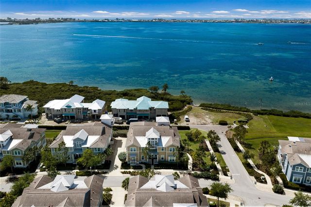 318 COMPASS POINT DRIVE 202, Bradenton, FL 34209