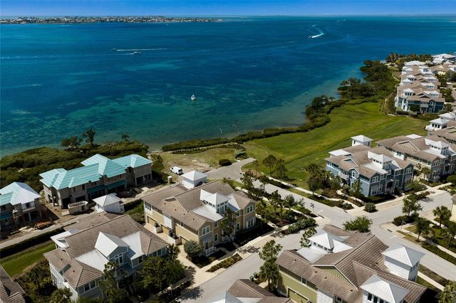 318 COMPASS POINT DRIVE 202, Bradenton, FL 34209