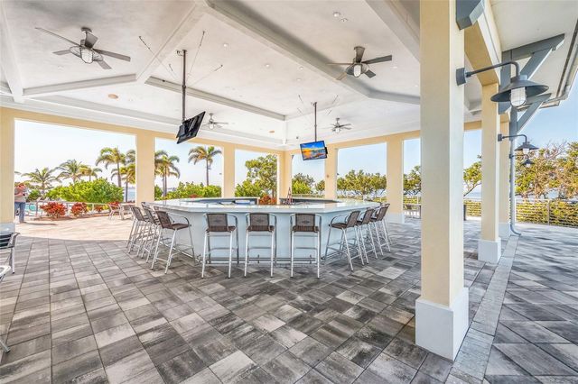 318 COMPASS POINT DRIVE 202, Bradenton, FL 34209