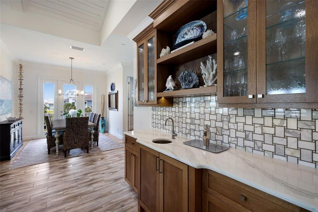 318 COMPASS POINT DRIVE 202, Bradenton, FL 34209