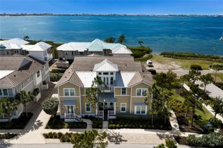 318 COMPASS POINT DRIVE 202, Bradenton, FL 34209