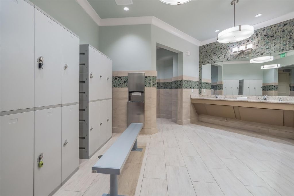 318 COMPASS POINT DRIVE 202