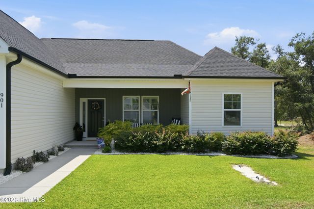 901 Nicklaus Road, Boiling Spring Lakes, NC 28461