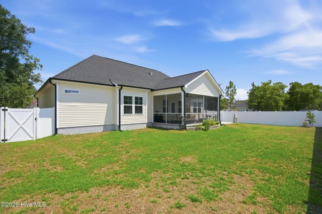 901 Nicklaus Road, Boiling Spring Lakes, NC 28461