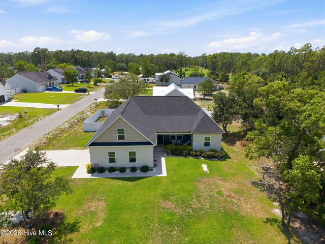 901 Nicklaus Road, Boiling Spring Lakes, NC 28461