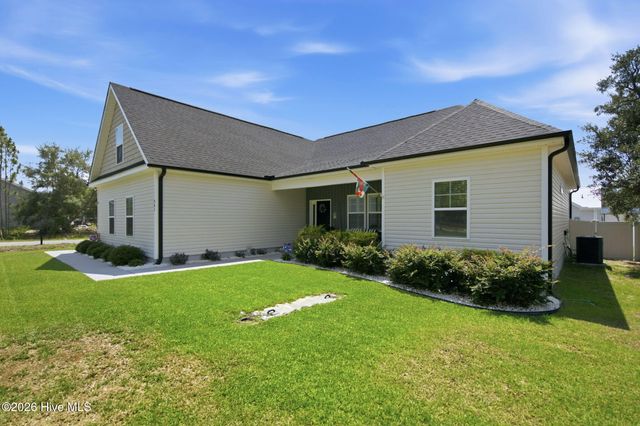901 Nicklaus Road, Boiling Spring Lakes, NC 28461
