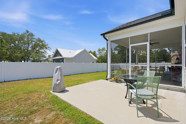 901 Nicklaus Road, Boiling Spring Lakes, NC 28461
