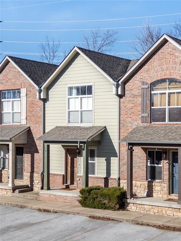 2212 Karrington Ridge D, Springdale, AR 72762