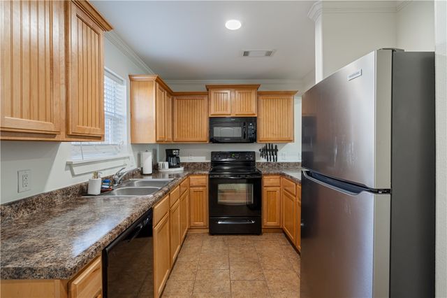 2212 Karrington Ridge D, Springdale, AR 72762