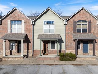 2212 Karrington Ridge D, Springdale, AR 72762