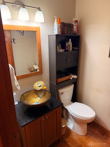 1070 Winston Lane, Tipp City, OH 45371