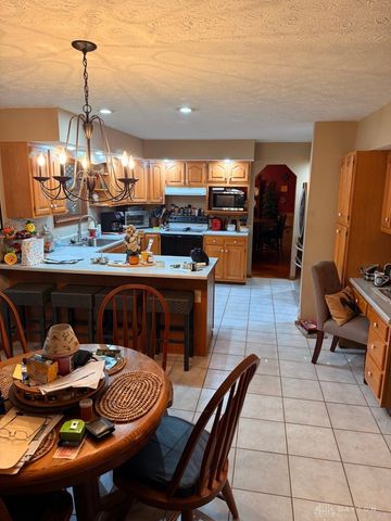 1070 Winston Lane, Tipp City, OH 45371