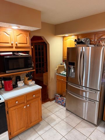 1070 Winston Lane, Tipp City, OH 45371