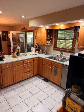 1070 Winston Lane, Tipp City, OH 45371