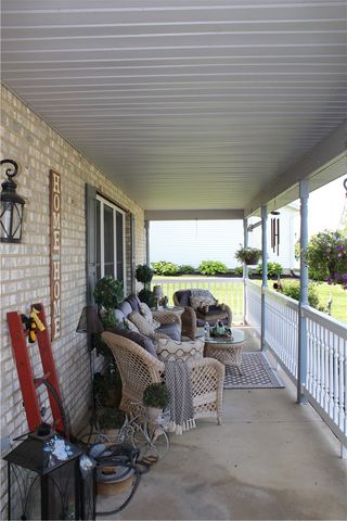 1070 Winston Lane, Tipp City, OH 45371