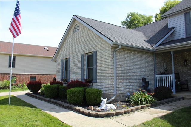 1070 Winston Lane, Tipp City, OH 45371