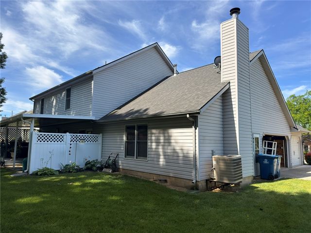 1070 Winston Lane, Tipp City, OH 45371