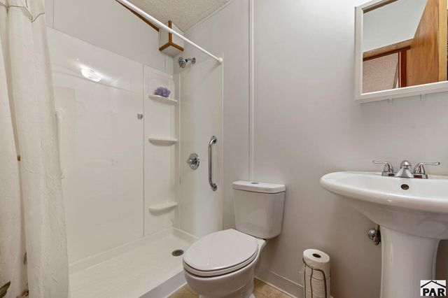 4 Norwich Circle, Pueblo, CO 81003