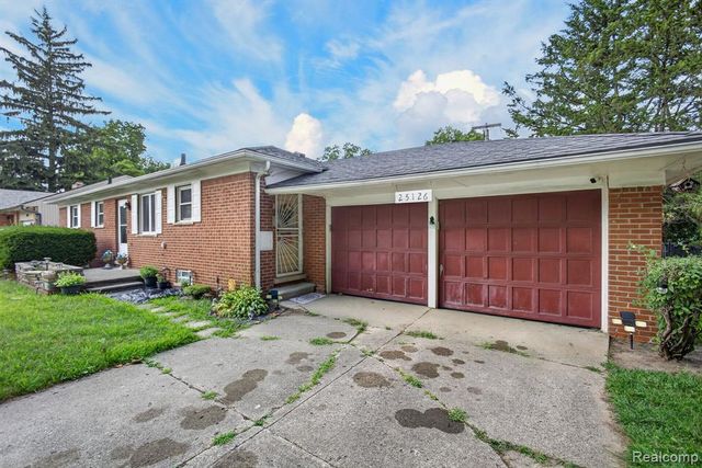 25126 W Chicago, Redford, MI 48239