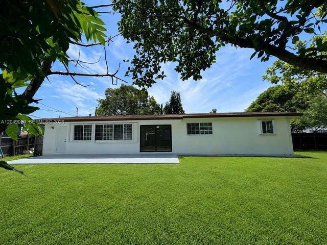 19202 NW 23rd Ct, Miami Gardens, FL 33056