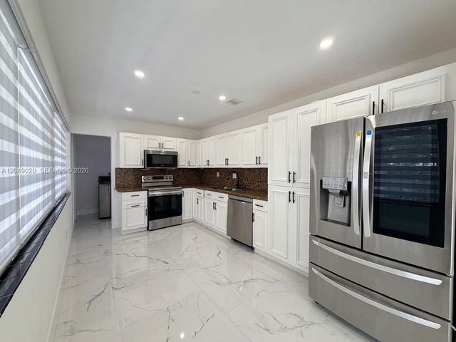 19202 NW 23rd Ct, Miami Gardens, FL 33056