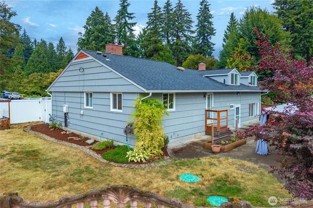 153 SW 208th Street, Normandy Park, WA 98166