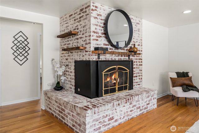 153 SW 208th Street, Normandy Park, WA 98166