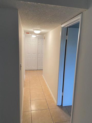 605 S Pine Island Road 401a, Plantation, FL 33324