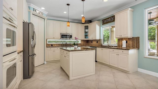 9512 Barletta Winds Point, Delray Beach, FL 33446
