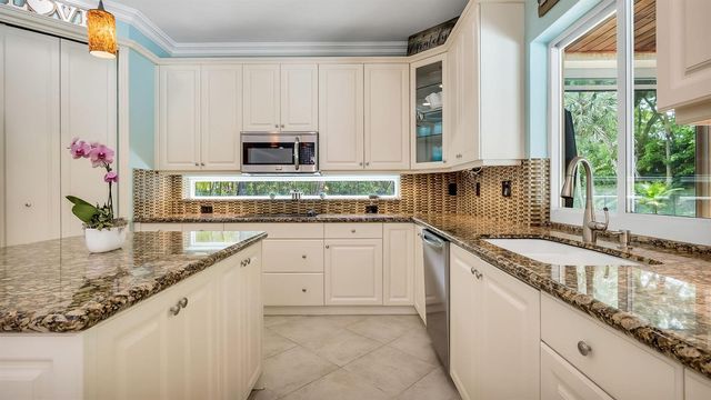 9512 Barletta Winds Point, Delray Beach, FL 33446