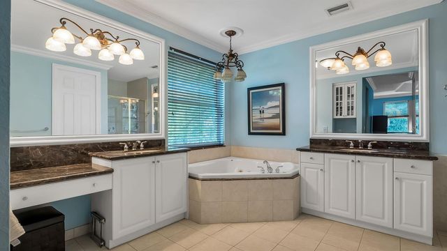 9512 Barletta Winds Point, Delray Beach, FL 33446