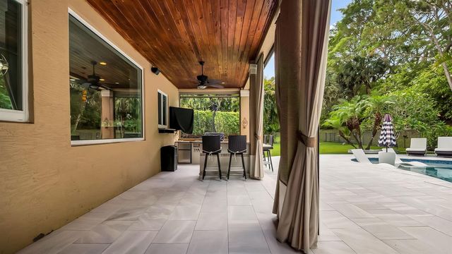 9512 Barletta Winds Point, Delray Beach, FL 33446